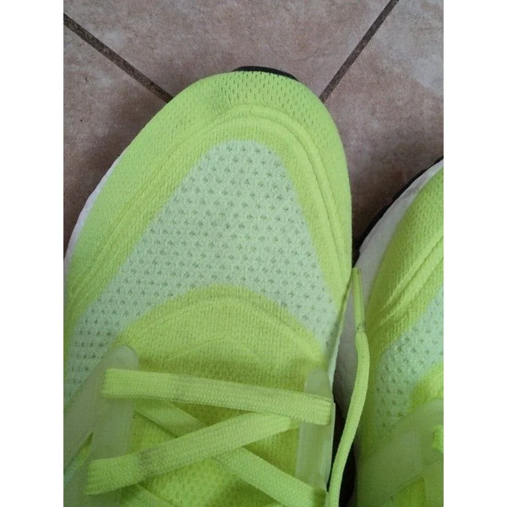 Men's Adidas UltraBoost 21 Solar Yellow Lightweight Shoes Size 9 # FY0373